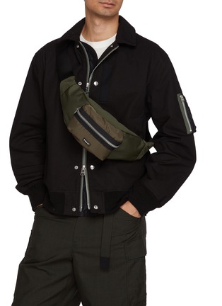 模特儿示范图 - 点击放大 - SACAI - Pocket Bum Bag