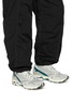 模特儿示范图 - 点击放大 - MIZUNO - WAVE RIDER 10 Premiun Men's Sneakers