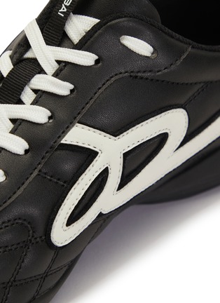 细节 - 点击放大 - GOODBAI - Curly Appliqué Low Top Women's Sneakers