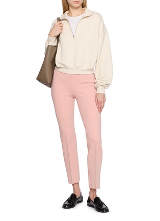 模特儿示范图 - 点击放大 - HIGH SPORT - Louis Tonal Stripe Pintuck Cropped Pants