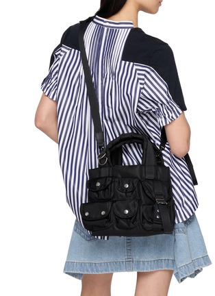 模特儿示范图 - 点击放大 - SACAI - Small Nylon Tote Bag