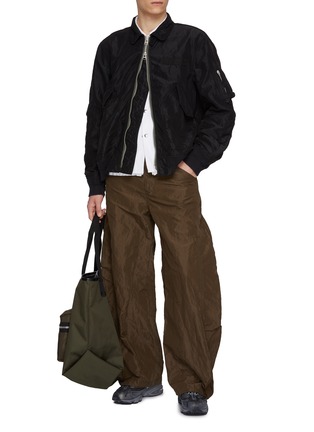 模特儿示范图 - 点击放大 - SACAI - 褶皱飞行员夹克