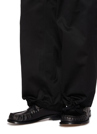  - SACAI - Hybrid Double Waist Belted Cotton Chino Cargo Pants