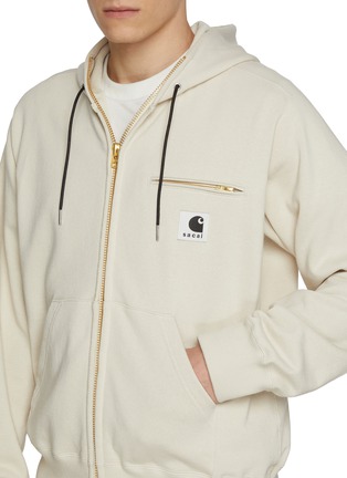  - SACAI - X CARHARTT WIP 连帽夹克