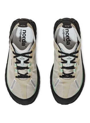 模特儿示范图 - 点击放大 - NORDA - 001A Low Top Unisex Sneakers