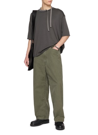 模特儿示范图 - 点击放大 - THE VIRIDI-ANNE - Collar Strap Cotton T-Shirt