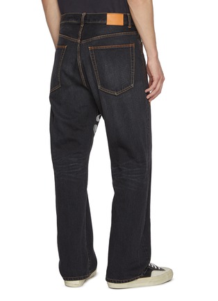 背面 - 点击放大 - KHOKI - Medium Washed Hand Embroidered Jeans