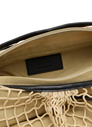 细节 - 点击放大 - LEMAIRE - X FILT FORTUNE CROISSANT 网眼斜挎包