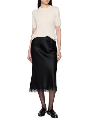 模特儿示范图 - 点击放大 - R2W PRIVATE LABEL - Rex Half Sleeve Knit T-Shirt