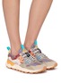 模特儿示范图 - 点击放大 - FLOWER MOUNTAIN - Yamano 3 Uni Women's Sneakers