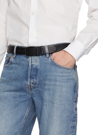 模特儿示范图 - 点击放大 - OFFICINE CREATIVE ACCESSORIES - OC Strip 079 Leather Belt