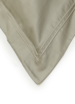 细节 –点击放大 - YVES DELORME - Triomphe Pillow Case — Kaki