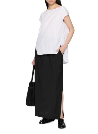 模特儿示范图 - 点击放大 - R2W - Barry Pleated Boatneck Cotton Blouse