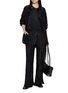 模特儿示范图 - 点击放大 - R2W - Leary Crinkled Banded Silk Blend Pants