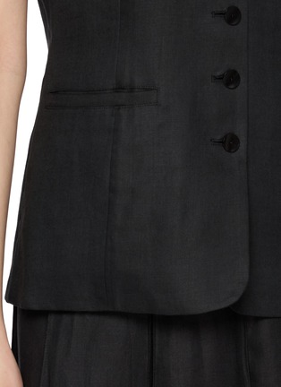  - THE LOOM - Tailored V-Neck Vest