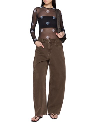模特儿示范图 - 点击放大 - THE LOOM - Long Sleeve Floral Sheer Top