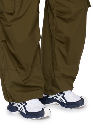 模特儿示范图 - 点击放大 - COMME DES GARÇONS SHIRT - X ASICS GEL-SD-LYTE Men's Sneakers
