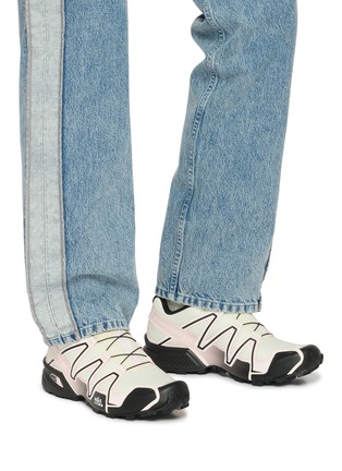 模特儿示范图 - 点击放大 - SALOMON - Speedcross 3 Men's Sneakers