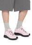 模特儿示范图 - 点击放大 - SALOMON - XT-Whisper Void Low Top Men's Sneakers
