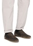 模特儿示范图 - 点击放大 - COMMON PROJECTS - Minimal Runner Suede Men's Sneakers