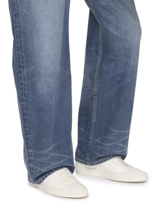 模特儿示范图 - 点击放大 - COMMON PROJECTS - Achilles Premium Leather Men's Sneakers