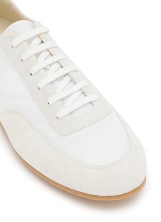 细节 - 点击放大 - COMMON PROJECTS - Minimal Runner Suede Men's Sneakers