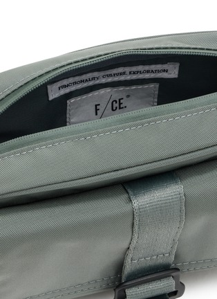 细节 - 点击放大 - F/CE. - 420 Re/Cor Holiday Bag