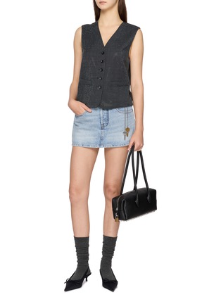 模特儿示范图 - 点击放大 - ALEXANDERWANG - Hotfix Embellished V-Neck Tailored Vest