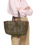 模特儿示范图 - 点击放大 - DRAGON DIFFUSION - Terrafino Handwoven Buffalo Calf Leather Basket Tote Bag