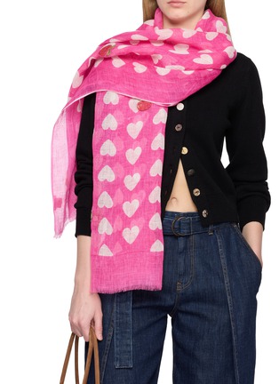 模特儿示范图 - 点击放大 - CITRUS - 印花刺绣亚麻围巾