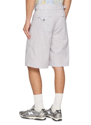 背面 - 点击放大 - J∞QUALITY  - Buckled Side Strap Pleated Shorts