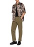 模特儿示范图 - 点击放大 - J∞QUALITY  - Pleated Front Straight Leg Pants