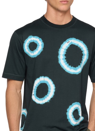 - J∞QUALITY  - Circle Crewneck T-Shirt