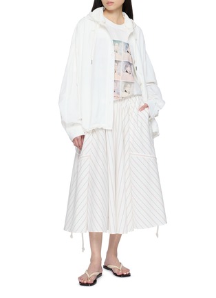 模特儿示范图 - 点击放大 - BOINIGAN - Striped Drawstring Flared Midi Skirt