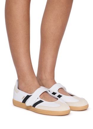 模特儿示范图 - 点击放大 - ADIDAS - Samba Jane Women's Sneakers