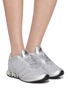 模特儿示范图 - 点击放大 - ADIDAS - Megaride S2 Unisex Sneakers