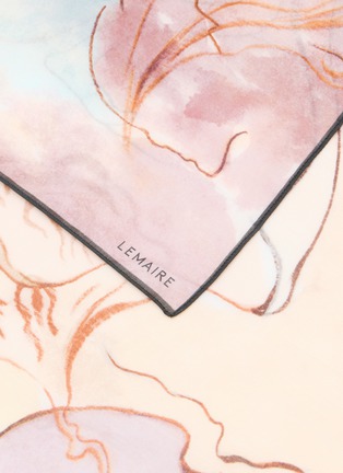 细节 - 点击放大 - LEMAIRE - 印花纯棉围巾