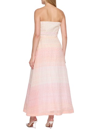 背面 - 点击放大 - BERNADETTE - Odette Strapless Textured Gradient Maxi Dress