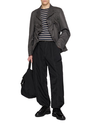 模特儿示范图 - 点击放大 - COMME DES GARÇONS HOMME DEUX - Single Breasted Drawstring Mesh Blazer