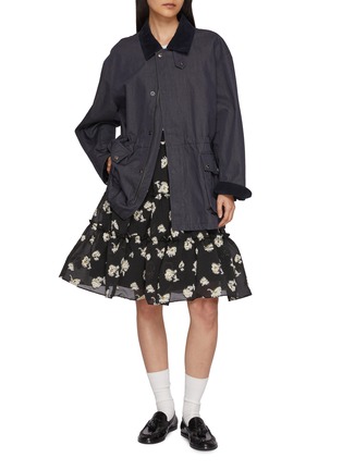 模特儿示范图 - 点击放大 - EPINGLER - Flower Print Tiered Midi Skirt