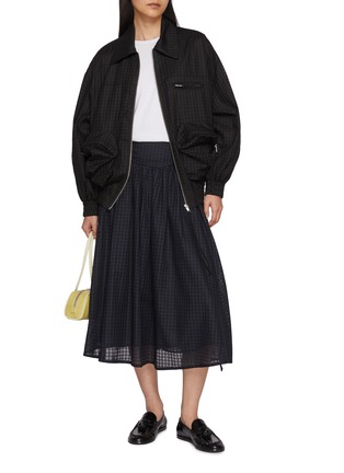 模特儿示范图 - 点击放大 - EPINGLER - Tie Detail Gathered Midi Skirt