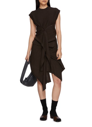 模特儿示范图 - 点击放大 - LEMAIRE - 非对称中长半身裙