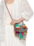 模特儿示范图 - 点击放大 - GUANABANA - Macramé Crossbody Bag