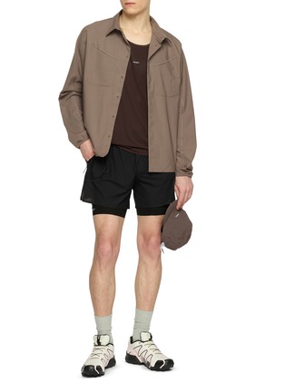模特儿示范图 - 点击放大 - SATISFY - Rippy Cordura 5 Shorts