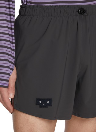  - UNNA - Tempo Shorts