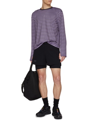 模特儿示范图 - 点击放大 - UNNA - Flow Shorts 3"