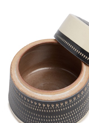 细节 –点击放大 - ROBERT YELLIN - Kondo Yutaka Boxes