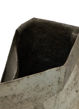 细节 –点击放大 - ROBERT YELLIN - Shimizu Keiichi Tamba Vase — Brown/Grey