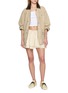 模特儿示范图 - 点击放大 - FREE PEOPLE - Lady Tulip Lace Trim Cotton Mini Skirt