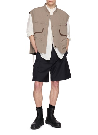模特儿示范图 - 点击放大 - TECLOR - Collared Button Up Shirt
